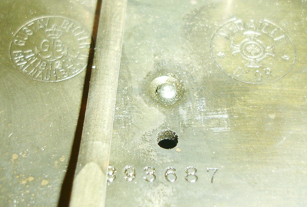 10032_03.jpg