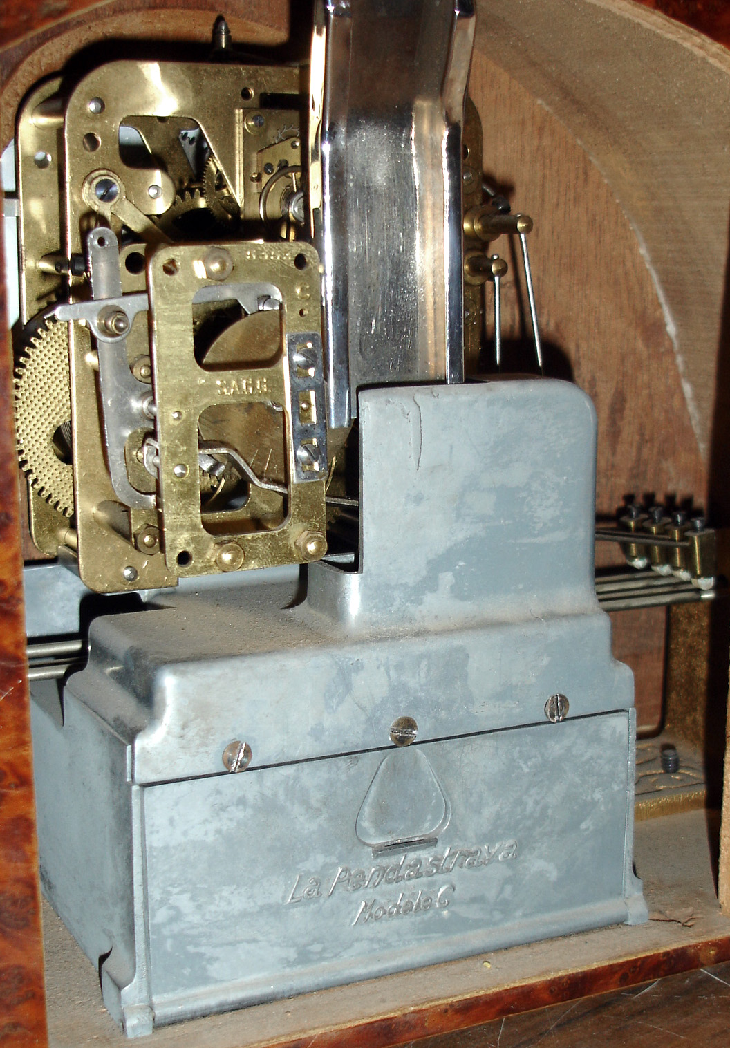 10637_02.jpg