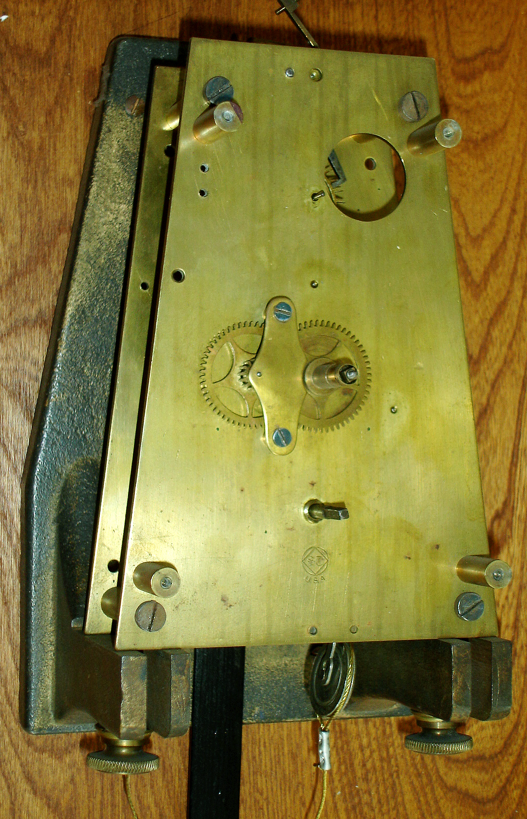 10733_02.jpg
