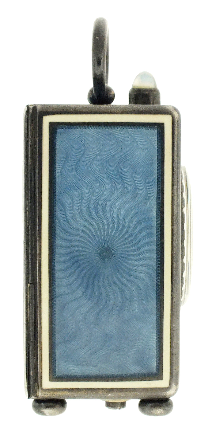 9906_03.jpg