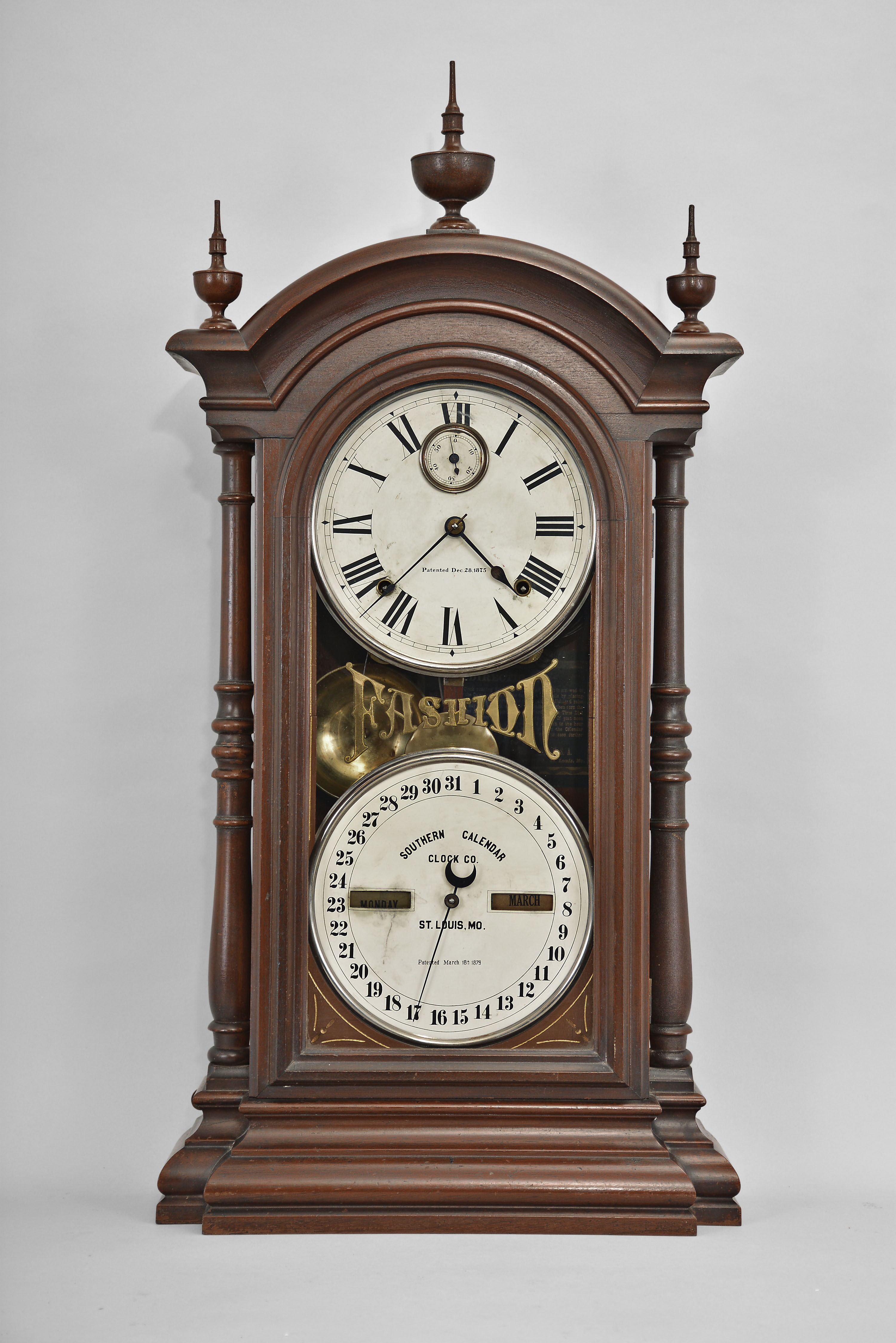LaRose 5” Convex Glass Mantel Clock Shelf Clock Nos S 