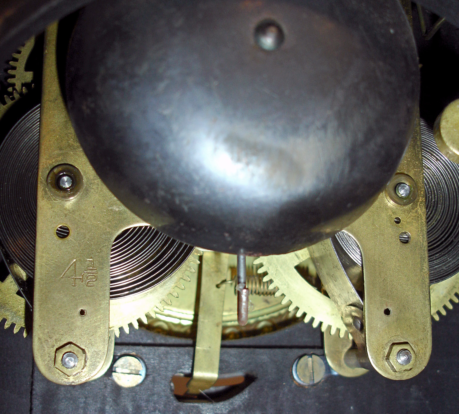 4700_02.jpg