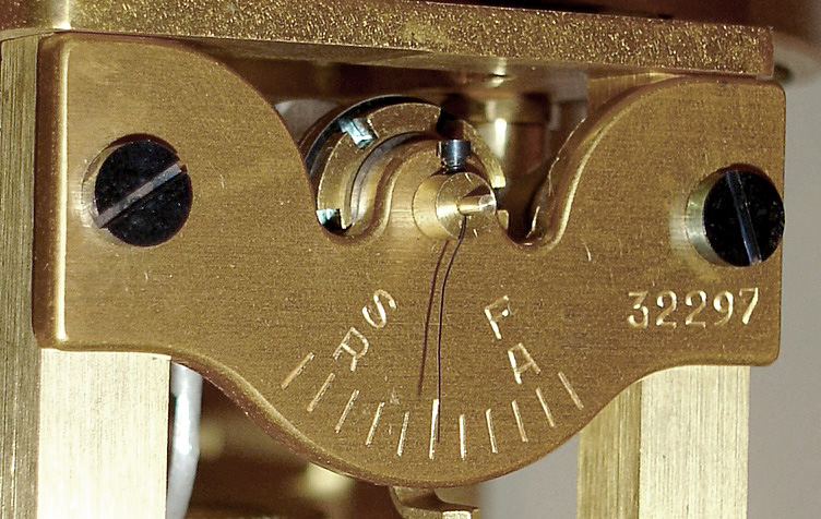 4956_02.jpg