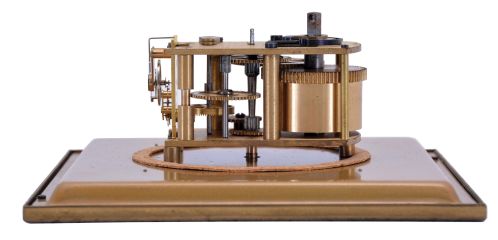 Elliott, London, for Garrard & Co., Ltd., shelf clock, rectilinear green onyx case with gilt bezel, gilt composite dial, blued steel trefoil hands, 8 day timepiece movement with lever escapement