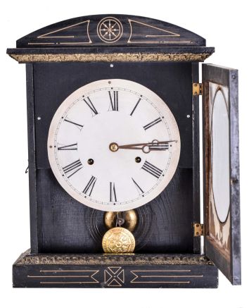 New Haven Clock Co., New Haven, Conn., "Warwick", 8 day, time and strike spring driven movement shelf clock.