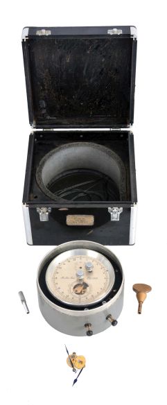 Thomas Mercer Ltd., St. Albans, England, for M. Low, Inc., New York, break circuit chronometer with mechanism for sending a signal at regular intervals, 13 jewel, two day fusee movement with Z balance, and spring detent escapement, an auxiliary wheel mounted to the the fourth wheel arbor closing a pair of contacts five times per minute at ten second intervals, and contained in an aluminum canister silvered 24 hour dial, blued steel hands, all contained in a black Bakelite box with aluminum corners, serial # 23506, mid 20th century