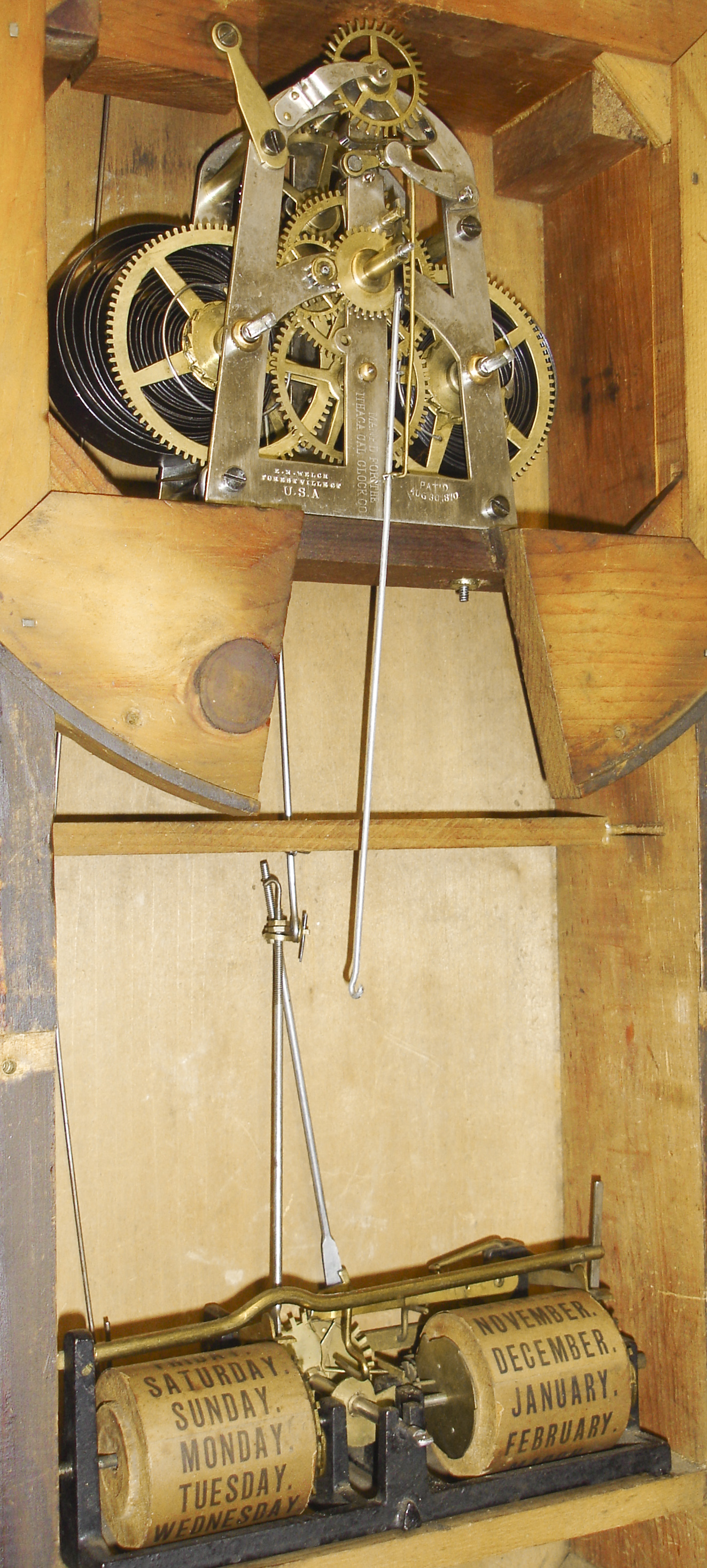 Ithaca Calendar Clock Co. "No. 4 Hanging Office"