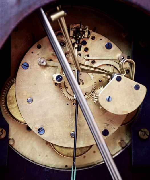 New Haven Clock Co., New Haven, Conn., "Inglewood" 8 days, time, strike, Westminster chime brass movement mantel clock, c1929