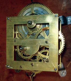 E. Ingraham & Co., Bristol, Conn., 8 days, spring driven brass movement, cherry case gallery timepiece, c1897