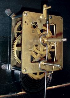 Waterbury Clock Co., Waterbury, Conn., "Crane" model advertising wall clock with an 8 days, spring driven brass timepiece movement, c1912.