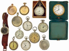Pocket watches- 6 (Six): 6 dollar watches, one an Ansonia in its original box, together with a New Haven pedometer, 4 pocket watch cases, and a Swiss, 8 days, travel clock