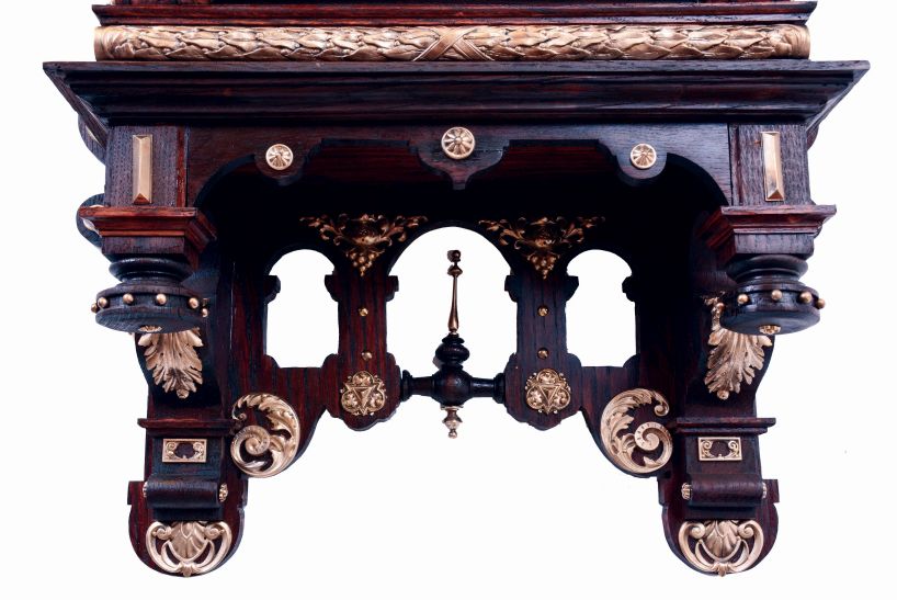 Lenzkirch, project clock, the clock case was badly damaged, but all the brass bits were intact, so a cabinet maker has carefully recreated this Gutsherrenuhr in oak, stained dark, and re-applied the original brass trimmings. C.2001