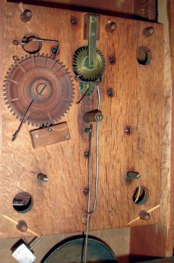 Boardman & Wells, Bristol, Conn., 30 hours, time and strike, weight driven wood movement, half column & splat shelf clock with paw feet, c1832