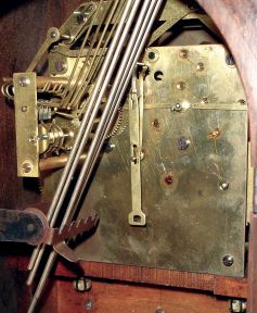 Seth Thomas Clock Co., Thomaston, Conn., "Chime Clock No. 70" mantel clock in a walnut case with a spring driven, 8 days, time and Westminster strike movement (no. 113A), c1928.