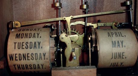 Seth Thomas Clock Co., Thomaston, Conn., "Parlor Calendar No. 3" mantel clock in a rosewood veneered case with a spring driven, 8 days, time & strike movement and a Mix Brothers patented calendar mechanism, c1870.