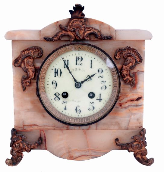 French onyx, 8 days, time and strike, mantel clock with cast gilt metal feet and ornaments, c1900