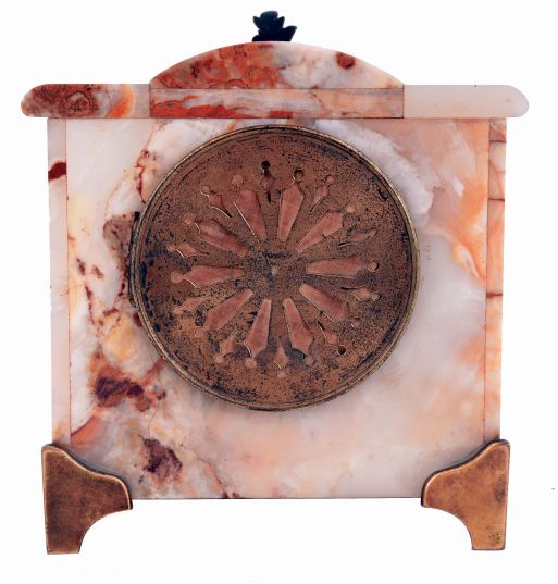 French onyx, 8 days, time and strike, mantel clock with cast gilt metal feet and ornaments, c1900
