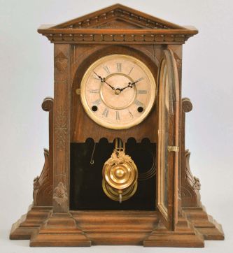 E. Ingraham & Co., Bristol, Conn., "Tontine", 8 day, time and strike, spring brass movement mantel clock.