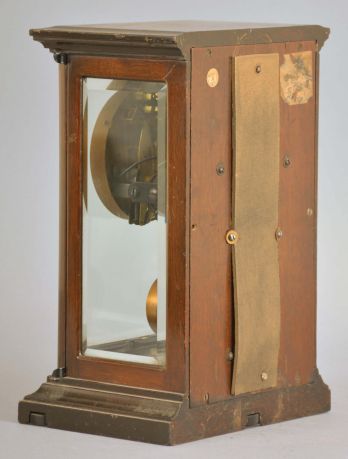 Poole Mfg. Co., Ithaca, New York, "Salem Model", electric battery model mantel clock. Serial no. 13031.