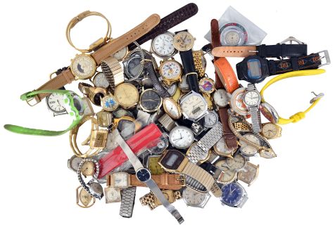 Large lot of wrist watches, quartz and mechanical, including four vintage Hamilton, other makers including Citizen, Waltham, Seiko, Benrus, Wittnauer, Tissot, Croton, Gruen, and others, together with a group of wrist watch straps, bracelets, and bands